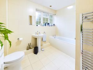 BATHROOM- click for photo gallery
